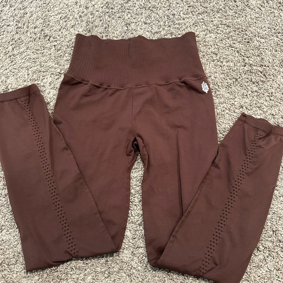 NWOT Free People High-Rise 7/8 Length Good Karma Leggings - Picture 2 of 6